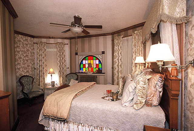 The Primrose Room - Lanesboro, MN