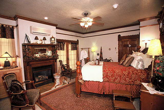 The Safari Suite - Lanesboro, MN